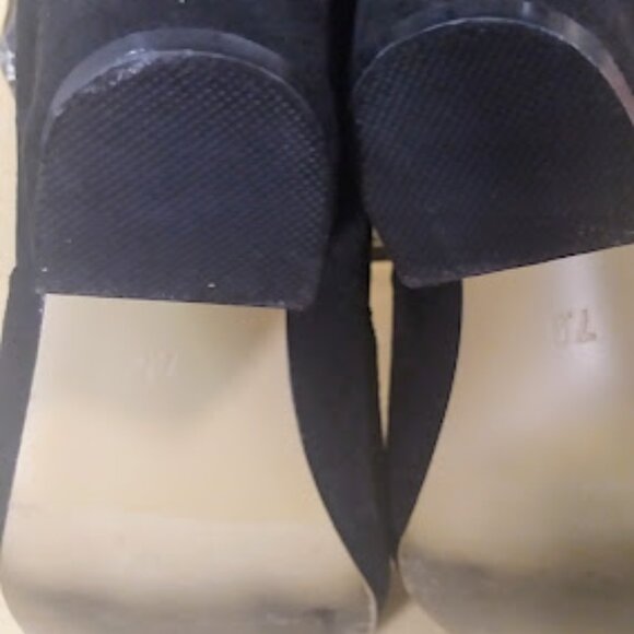 Black Ultra Suede High Heel Gabrielle Ankle Booties Size: 7.5 - Picture 8 of 16